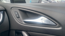 Vauxhall Astra 1.6T 16V 200 Elite Nav 5dr Petrol Hatchback